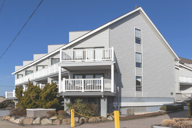 900 Ocean Ave in Point Pleasant Beach, NJ - Building Photo - Building Photo