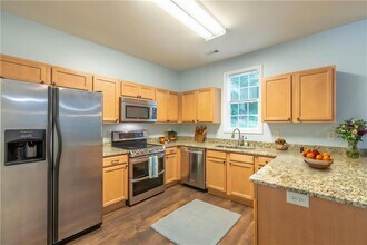 5181 Heather Rd SE in Smyrna, GA - Building Photo - Building Photo