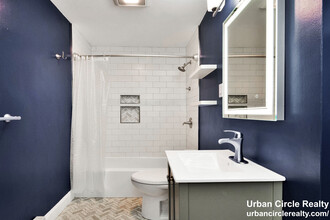 383 Meridian St, Unit 1 in Boston, MA - Building Photo - Building Photo