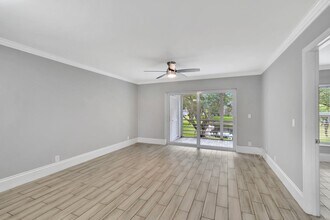 2900 Fiore Way in Delray Beach, FL - Building Photo - Building Photo