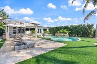 7810 Hawthorne Ave in Miami Beach, FL - Building Photo - Building Photo