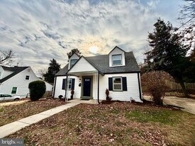 2415 Fairhaven Ave in Alexandria, VA - Building Photo