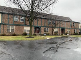 4539 Sandringham Dr in Upper Arlington, OH - Building Photo