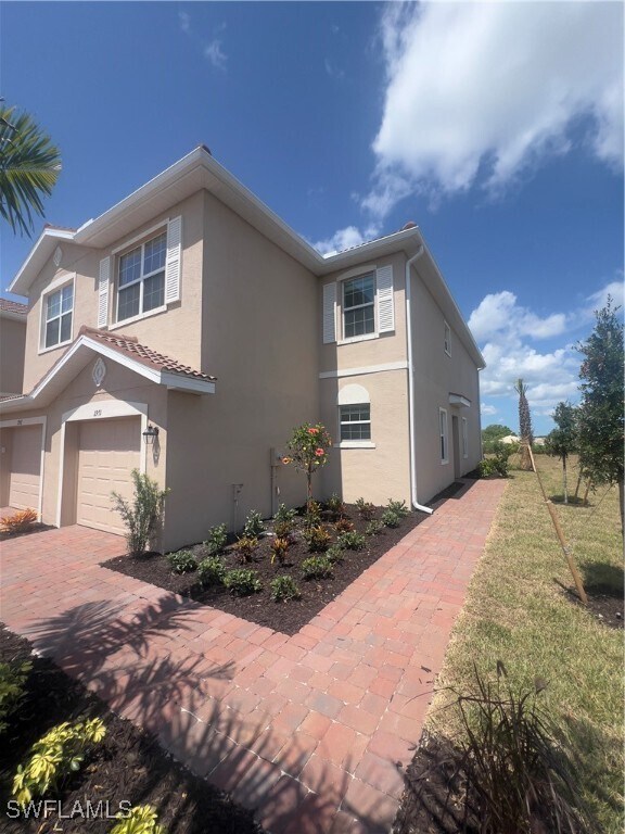 2833 Citrus St in Naples, FL - Foto de edificio - Building Photo