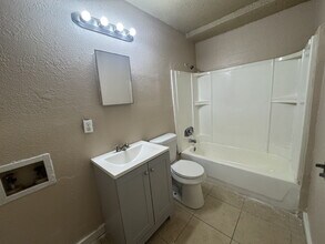 11122 Belair Dr in San Antonio, TX - Building Photo - Building Photo