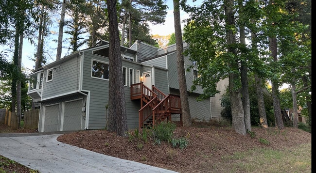 property at 1733 Christie Dr NE