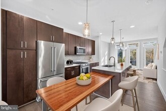 1446 Piccard Dr in Rockville, MD - Building Photo - Building Photo