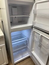 1075 W State St, Unit 8 in El Centro, CA - Foto de edificio - Building Photo