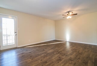 992-C S Ash Ridge Dr in Clarksville, TN - Building Photo - Building Photo