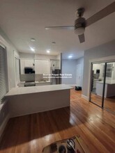 211 Park Dr, Unit 42 in Boston, MA - Building Photo - Building Photo