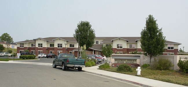 Hillcrest Terrace Apartments in Antioch, CA - Building Photo - Building Photo