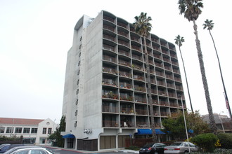 Liberty Tower in Santa Clara, CA - Foto de edificio - Building Photo