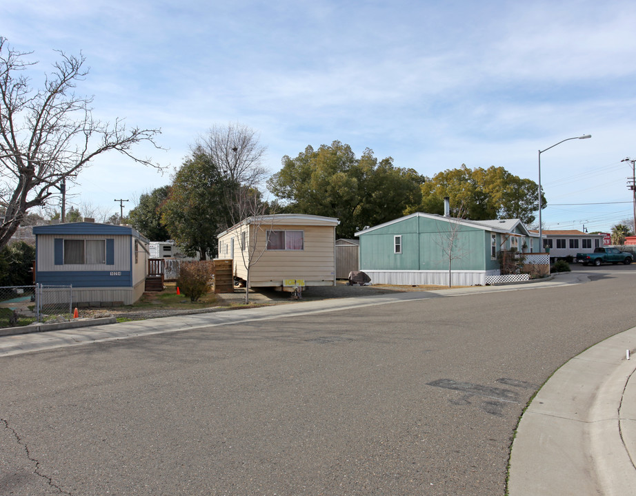 10288 McCracken Dr in Rancho Cordova, CA - Foto de edificio