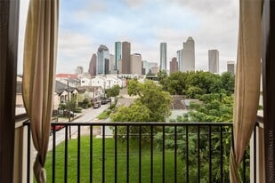 1204 Cushing St in Houston, TX - Building Photo