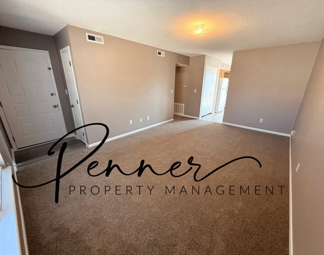 3268 NW Mill Dr in Blue Springs, MO - Building Photo - Building Photo