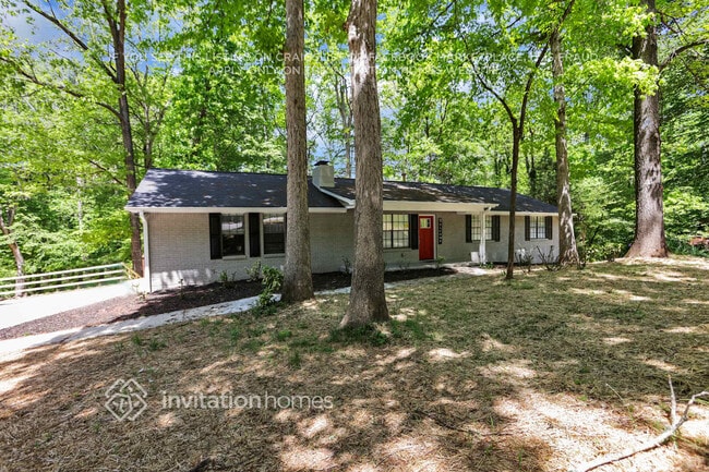 property at 5003 Cross Ct SW