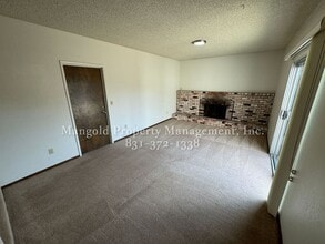 3093 Snell Pl in Marina, CA - Building Photo - Building Photo