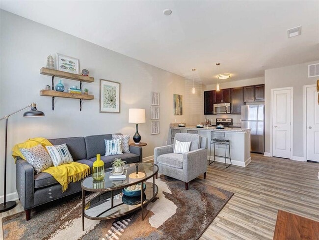 Whetstone Flats in Nashville, TN - Foto de edificio - Building Photo