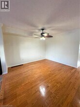 710 Spring Gardens Rd in Burlington, ON - Building Photo - Building Photo