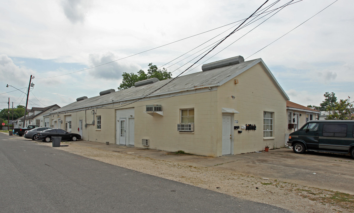 723 Grefer Ave in Harvey, LA - Building Photo