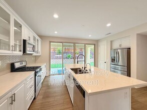 1035 Calle Deceo in Chula Vista, CA - Building Photo - Building Photo