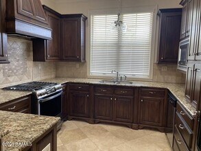 403 Stonemont Rd in Lafayette, LA - Building Photo - Building Photo