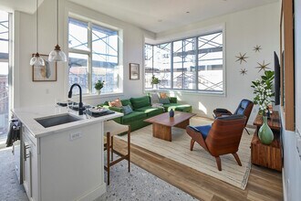 57 Newark St. in Hoboken, NJ - Foto de edificio - Building Photo