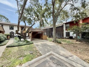 817 Fairwood Forest Dr in Clearwater, FL - Building Photo - Building Photo