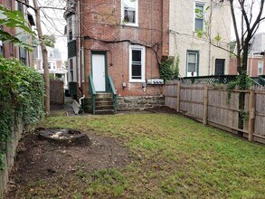 7128 Boyer St in Philadelphia, PA - Building Photo - Building Photo