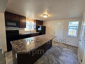 502 E 40th St in Garden City, ID - Building Photo - Building Photo