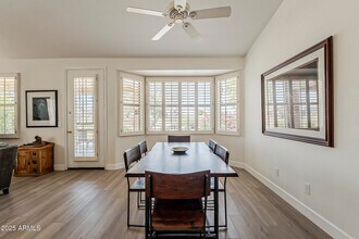 18048 W Fairway Dr in Surprise, AZ - Building Photo - Building Photo