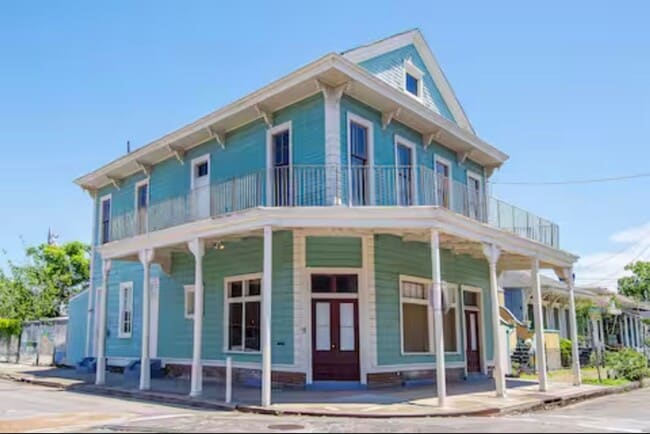 property at 1915 Philip St