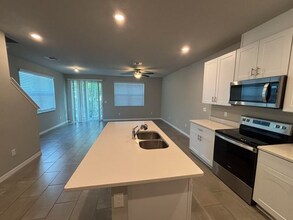 3521 Joshua Tree St in Palm Springs, FL - Building Photo - Building Photo