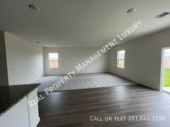 5903 Grantgrala Dr in Katy, TX - Building Photo - Building Photo