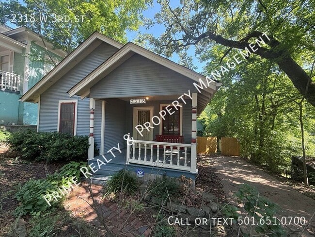 property at 2318 W 3rd St