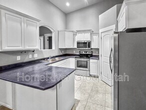 1987 N Crest Rd in Saratoga Springs, UT - Building Photo - Building Photo