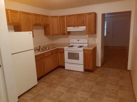 4053 Mississippi Ave Apartments