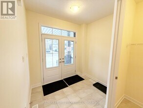 27 STARBOARD Cres in Welland, ON - Building Photo - Building Photo