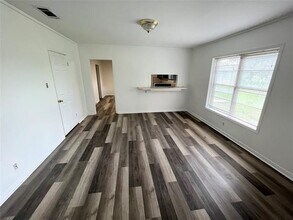 3619 FM 1183 in Ennis, TX - Building Photo - Building Photo