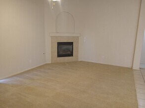 2144 Vista de Colinas Dr SE in Rio Rancho, NM - Building Photo - Building Photo