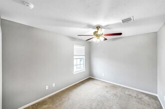 6430 Wilshire Fern in Houston, TX - Building Photo - Building Photo