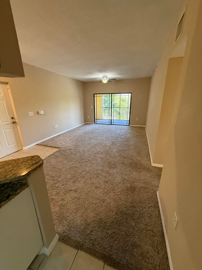 2730 Anzio Ct in Palm Beach Gardens, FL - Foto de edificio - Building Photo