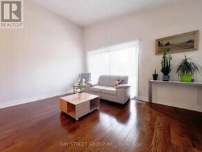 41 Northey Dr in Toronto, ON - Building Photo - Building Photo