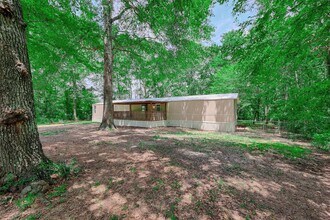 81 Virginia Crk Dr in Coldspring, TX - Building Photo - Building Photo