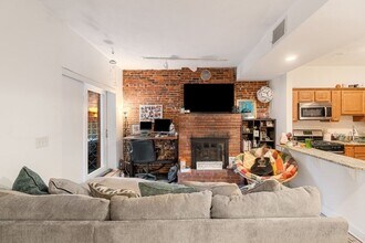 4 Union Park, Unit 3 in Boston, MA - Foto de edificio - Building Photo