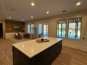 1031 Pinehurst Dr in Greensboro, GA - Building Photo - Building Photo