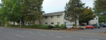 1901-1983 Fairgrounds Rd NE Apartments