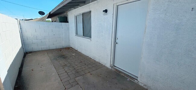 2601 E Monte Cristo Ave in Phoenix, AZ - Building Photo - Building Photo