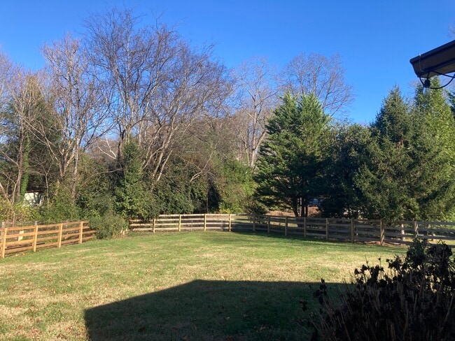 1512 Arrow Wood Rd in Knoxville, TN - Building Photo - Building Photo