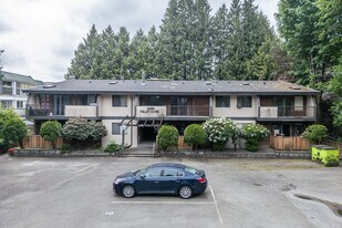 Valley Ridge in Abbotsford, BC - Building Photo